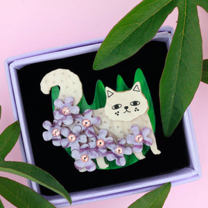 Cream Cat Brooch by Little Moose